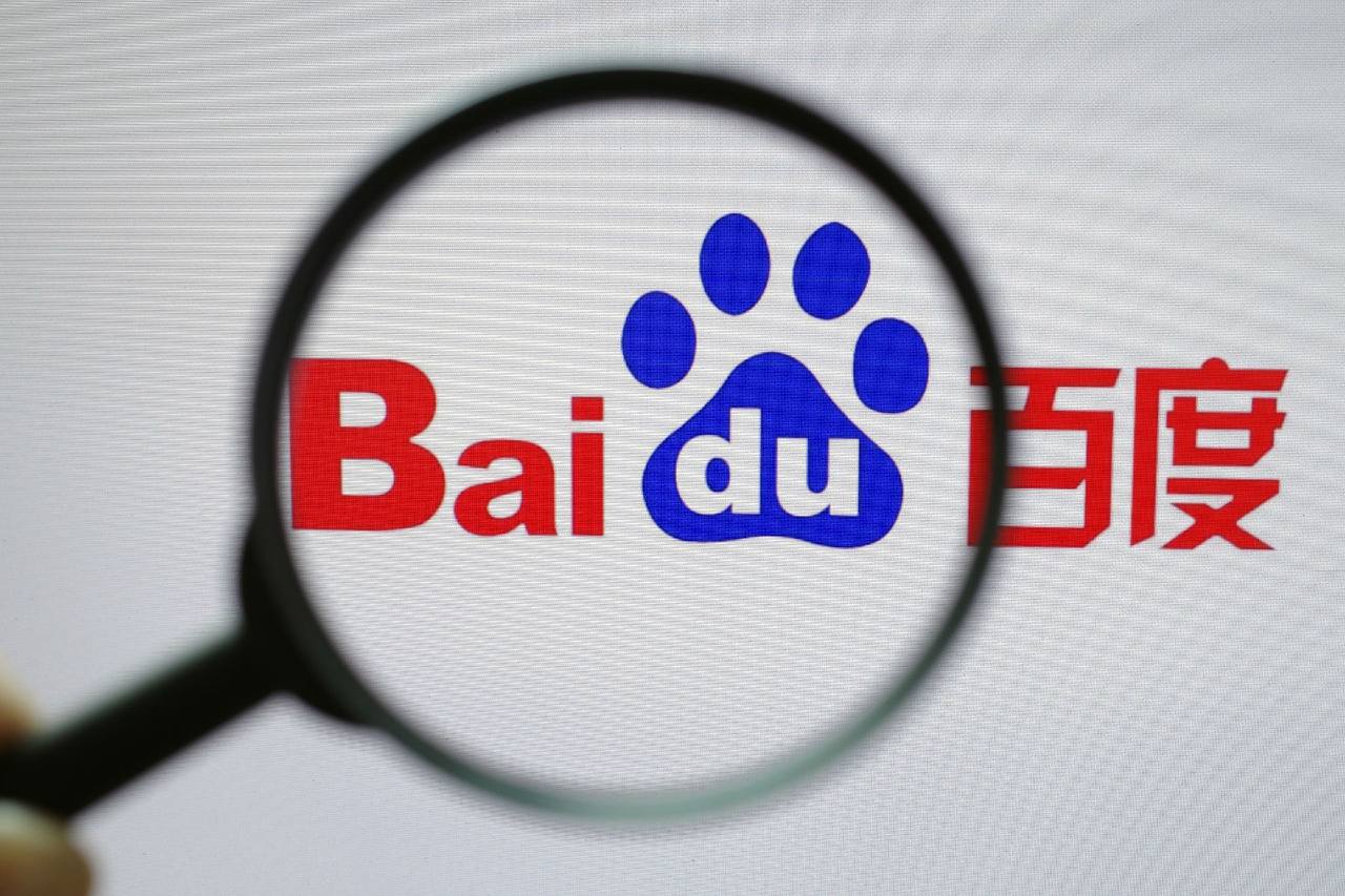 王楚然去跑男录制在机场开始奔跑了